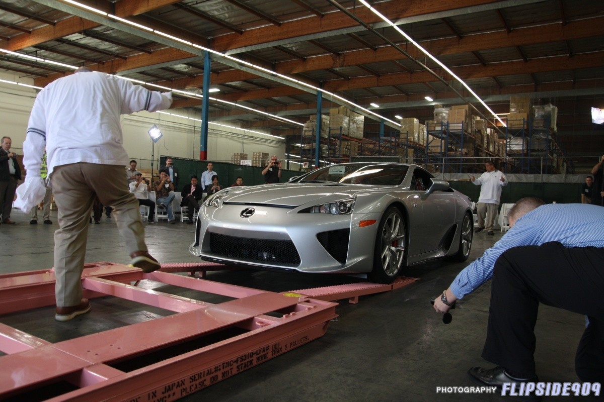 Flashback: Unboxing the Lexus LFA!