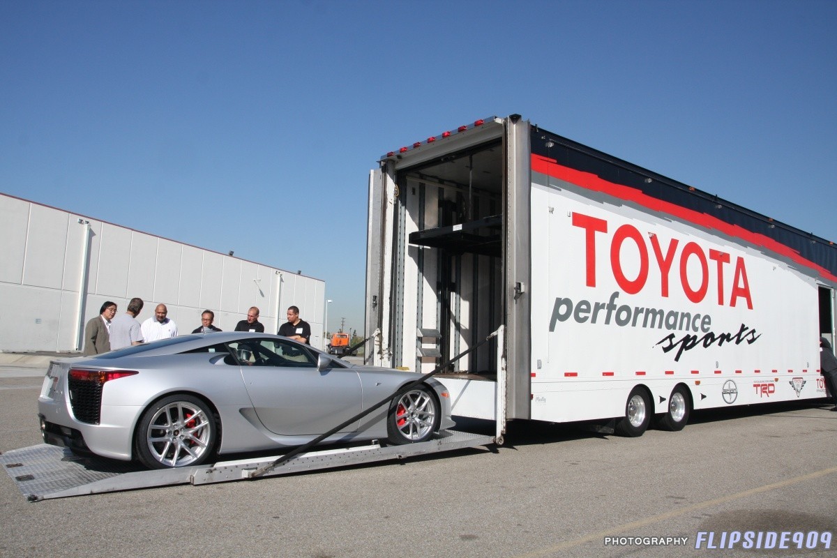 Flashback: Unboxing the Lexus LFA!